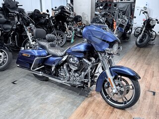 2016 Harley-Davidson Street Glide, синий, 1499000 рублей, вид 2