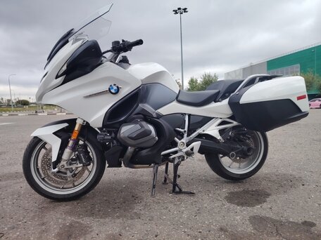 2023 BMW R 1250 RT, белый, 1950000 рублей, вид 5