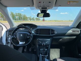 2019 Peugeot 308 II Рестайлинг, белый, 1086000 рублей, вид 2