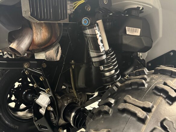 2023 BRP Can-Am Renegade 1000, серый, 2400000 рублей - вид 16