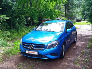 2013 Mercedes-Benz A-Класс 180 III (W176), голубой, 1250000 рублей, вид 3