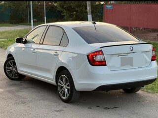 2018 Skoda Rapid I Рестайлинг, белый, 1700000 рублей, вид 4