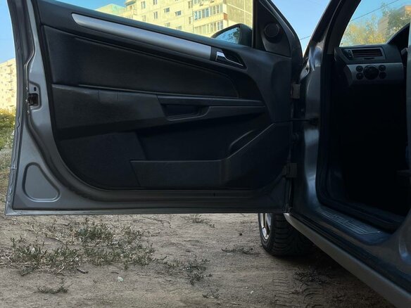 2006 Opel Astra H Рестайлинг, серый, 505000 рублей - вид 12