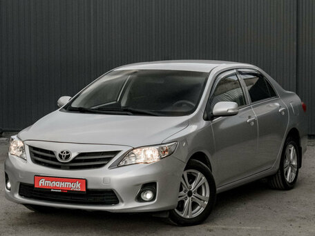 Toyota Corolla X (E140, E150) Рестайлинг