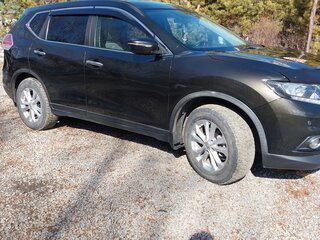 2017 Nissan X-Trail III, зелёный, 2350000 рублей, вид 4