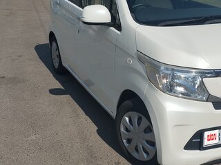 2016 Honda N-WGN I Рестайлинг, белый, 735000 рублей, вид 3