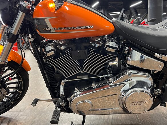 2023 Harley-Davidson Breakout, оранжевый, 2190000 рублей - вид 8