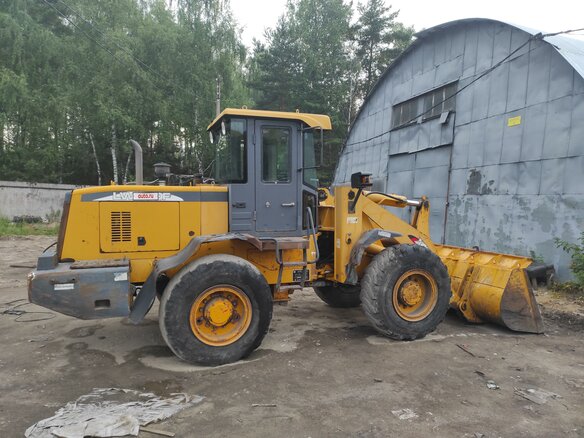 2012 XCMG LW300, жёлтый, 2250000 рублей - вид 1