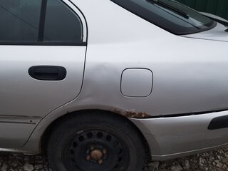 2002 Mitsubishi Carisma I Рестайлинг, серебристый, 220000 рублей, вид 5