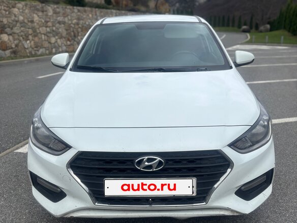2017 Hyundai Solaris II, белый, 1300000 рублей - вид 1