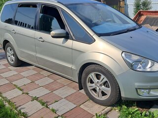 2008 Ford Galaxy II, бежевый, 1360000 рублей, вид 3