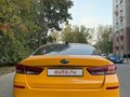 2018 Kia Optima IV Рестайлинг, жёлтый, 2250000 рублей - вид 4