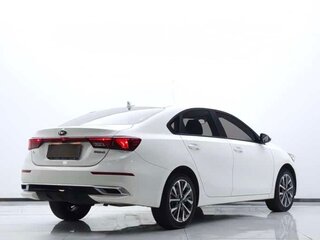 2022 Kia K3 II (China Market) Рестайлинг, белый, 1430000 рублей, вид 2