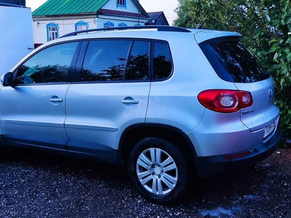2010 Volkswagen Tiguan I, серебристый, 1000000 рублей - вид 7