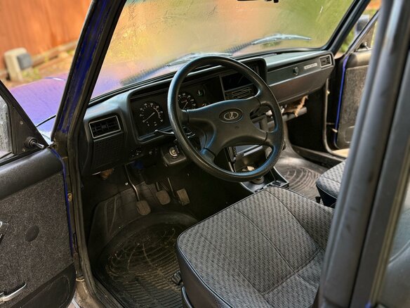 2001 Lada (ВАЗ) 2107, синий, 110000 рублей - вид 5