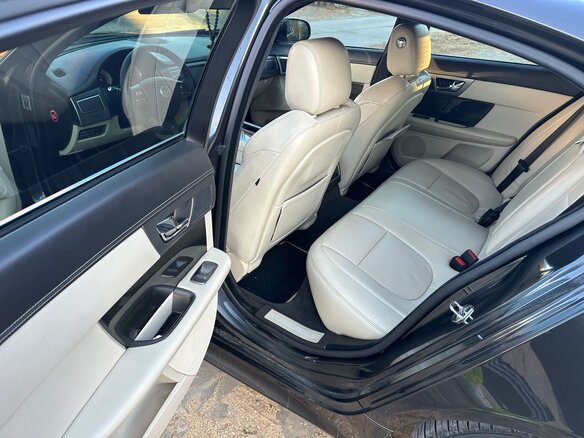 2010 Jaguar XFR I, серый, 2500000 рублей - вид 18