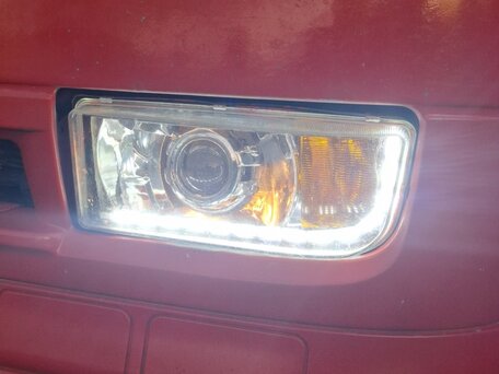 2000 Mercedes-Benz Actros, красный, 1630000 рублей, вид 4