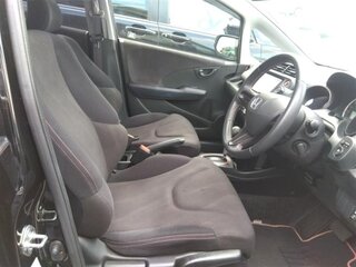 2010 Honda Fit II, чёрный, 700000 рублей, вид 5