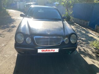 1999 Mercedes-Benz E-Класс 240 II (W210, S210) Рестайлинг, чёрный, 650000 рублей, вид 2