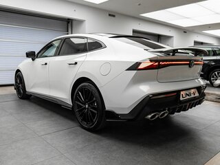 2024 Changan UNI-V I, белый, 3259900 рублей, вид 3