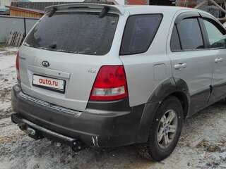 2002 Kia Sorento 4-speed I, серебристый, 570000 рублей, вид 4