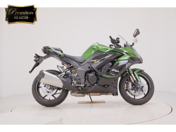 2025 Kawasaki Ninja 1000 SX, чёрный, 1240000 рублей