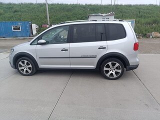 2012 Volkswagen Touran Cross I Рестайлинг 2, серый, 1150000 рублей, вид 3