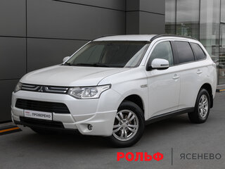 2014 Mitsubishi Outlander III, белый, 1349000 рублей, вид 1