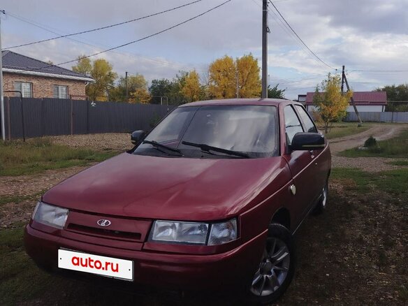 2001 Lada (ВАЗ) 2110, красный, 200000 рублей - вид 1