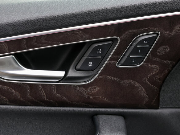 2020 Audi Q7 45 TDI II (4M) Рестайлинг, белый - вид 19