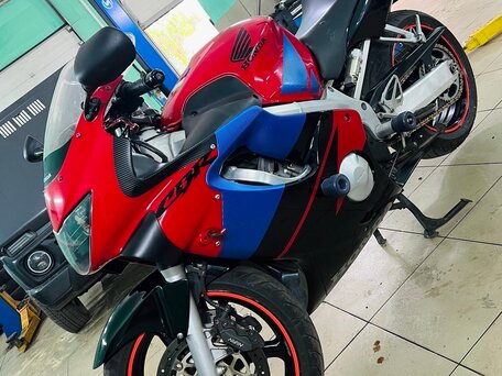 2000 Honda CBR 600F, красный, 400000 рублей, вид 1