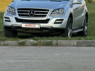 2010 Mercedes-Benz M-Класс 350 II (W164) Рестайлинг, серебристый, 1600000 рублей, вид 2