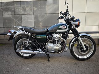 2020 Kawasaki W 800, зелёный, 799000 рублей, вид 2