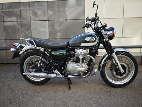2020 Kawasaki W 800, зелёный, 799000 рублей, вид 2