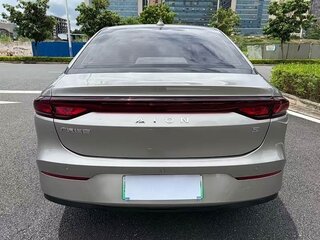 2023 Aion S 580, бежевый, 1290017 рублей, вид 4
