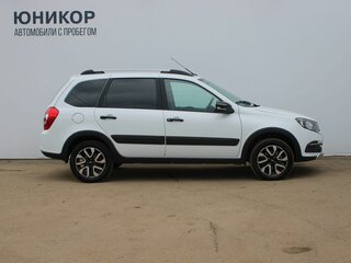 2026 Lada (ВАЗ) Granta Cross I Рестайлинг, белый, 1159000 рублей, вид 4