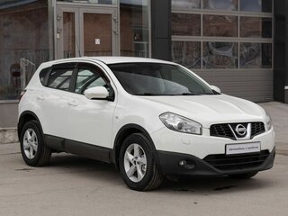 2012 Nissan Qashqai I Рестайлинг, белый, 880000 рублей, вид 3