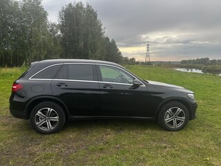2017 Mercedes-Benz GLC 300 I (X253), чёрный, 2890000 рублей, вид 4