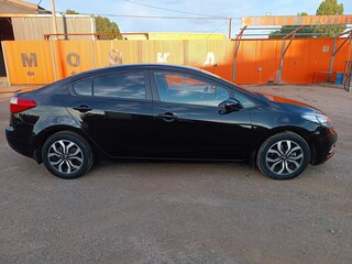2016 Kia Cerato III, чёрный, 1550000 рублей, вид 3