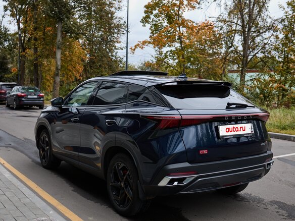 2023 Omoda C5 I, синий - вид 5