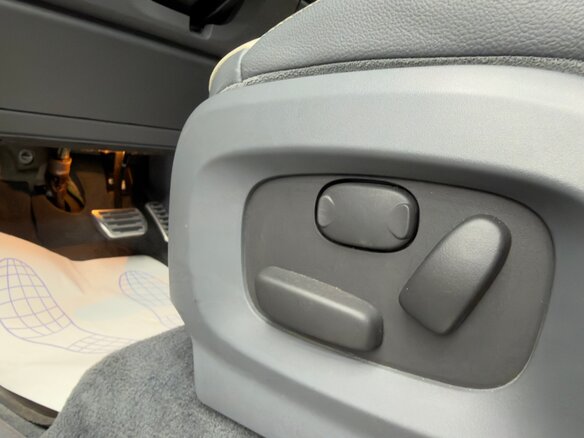 2013 Land Rover Range Rover Evoque 6-speed I, белый - вид 16