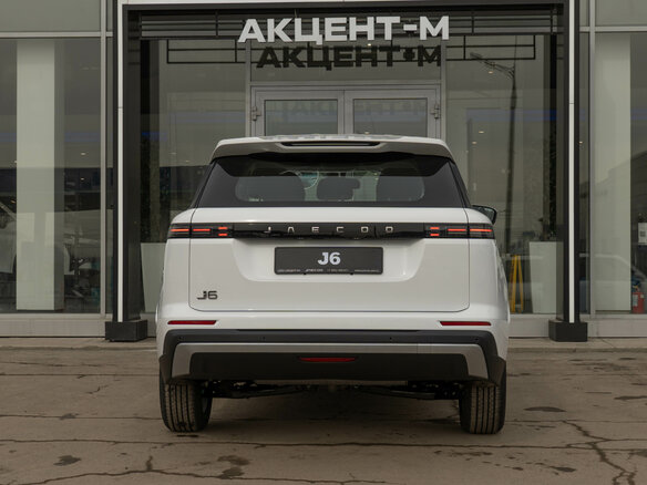 2026 Jaecoo J6, белый - вид 3