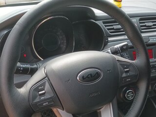 2014 Kia Rio 6-speed III, красный, 1050000 рублей, вид 5