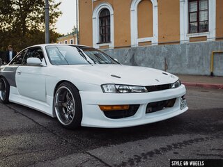 1998 Nissan Silvia VI (S14), белый, 2500000 рублей, вид 4