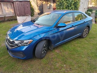 2024 Volkswagen Jetta VII Рестайлинг, синий, 1650000 рублей, вид 1