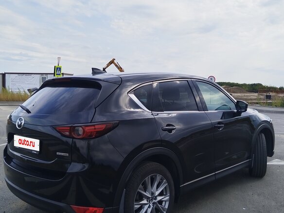 2020 Mazda CX-5 II, чёрный, 2450000 рублей - вид 2