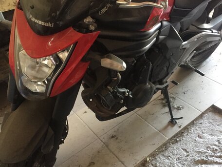 2013 Kawasaki ER-6N, красный, 750000 рублей, вид 4