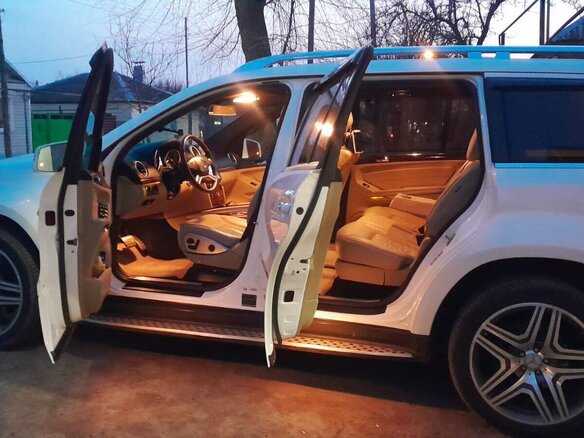 2011 Mercedes-Benz GL-Класс 350 CDI BlueEfficiency I (X164) Рестайлинг, белый, 1980000 рублей - вид 9