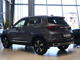 2024 Chery Tiggo 4 Pro I Рестайлинг, серый, 1595000 рублей, вид 4