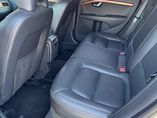 2013 Volvo XC70 II Рестайлинг, бежевый, 2700000 рублей, вид 4